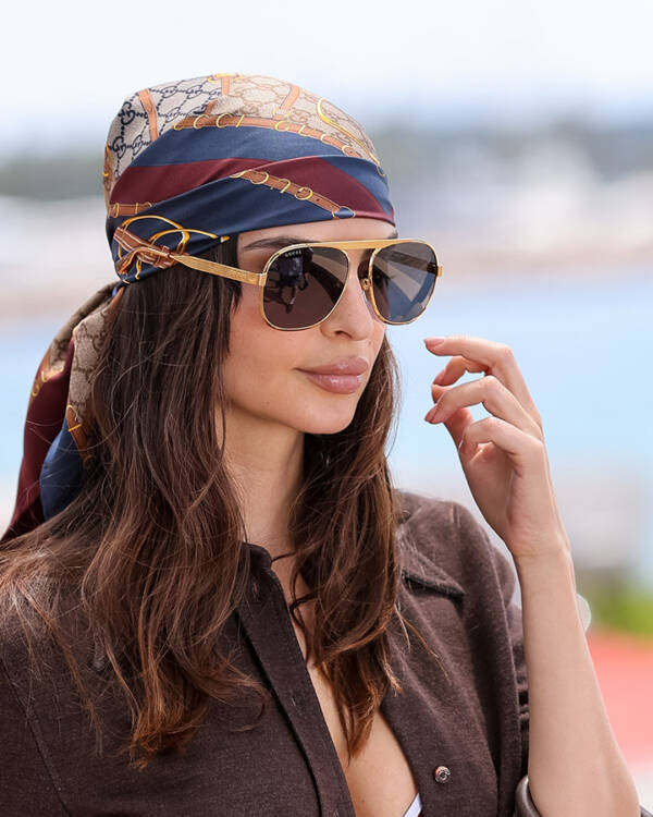 Ein strahlender Teint wie Emily Ratajkowski? Auf die Luxuspflege von Sisley setzen Supermodels und viele weitere Stars. (Foto: GC Images via Getty Images)