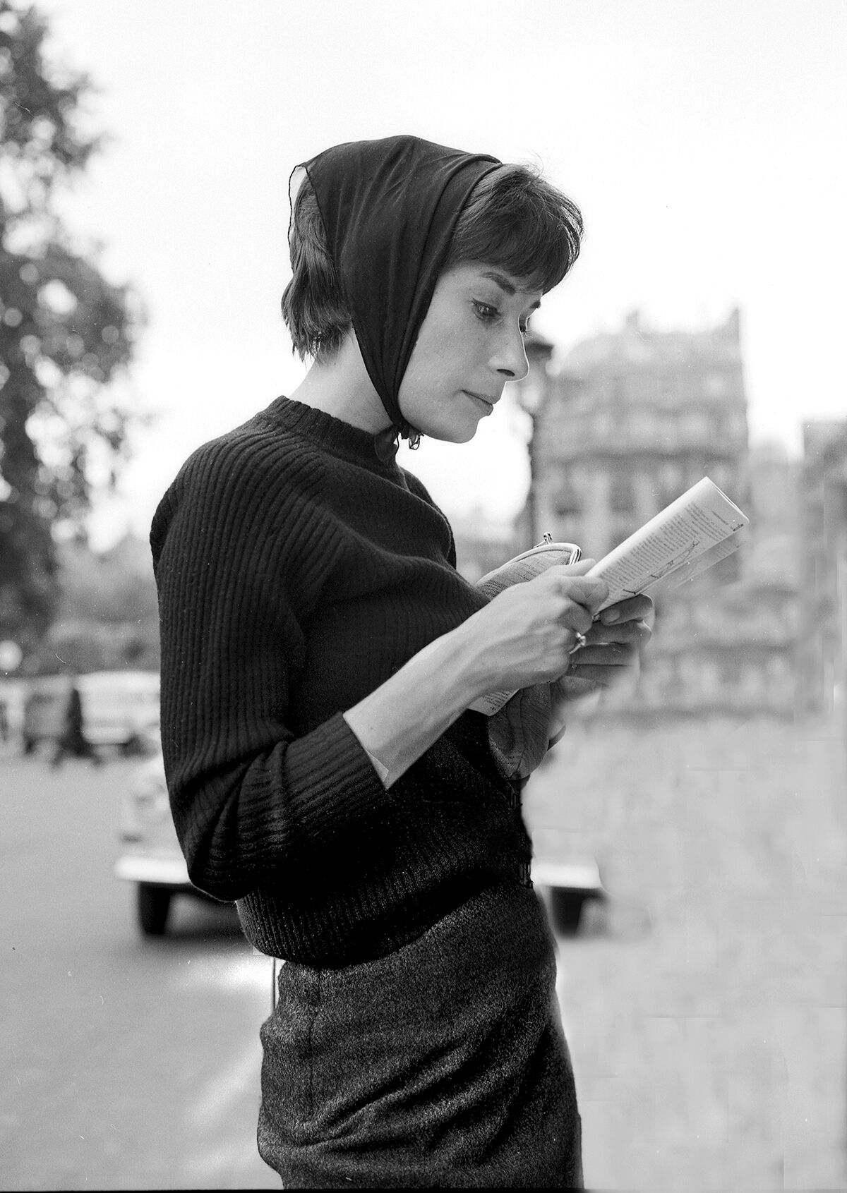 Cozy im Oktober: In diese Bücher versinken wir im Herbst. (Foto: © 2012 NMP, inc/Getty Images)