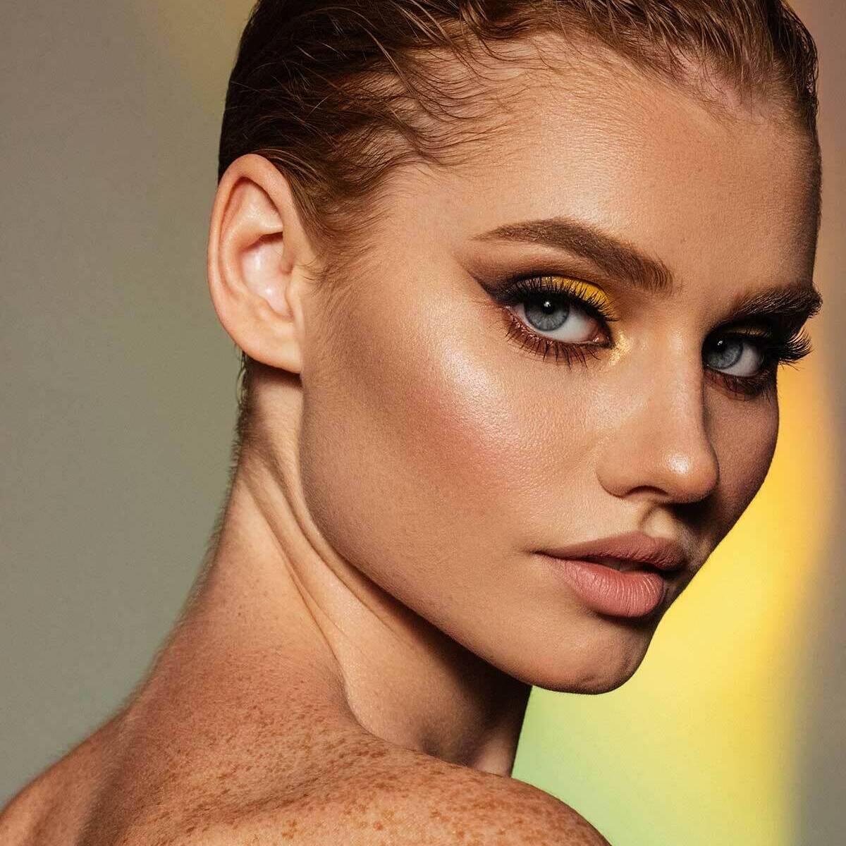 Wir geben das Go for Gold im neuen Beauty Guide (Foto: CoffeeAndMilk via Getty Images)