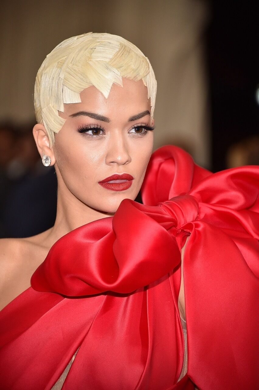 Rita Ora auf der Met Gala 2017 (Foto: WireImage)