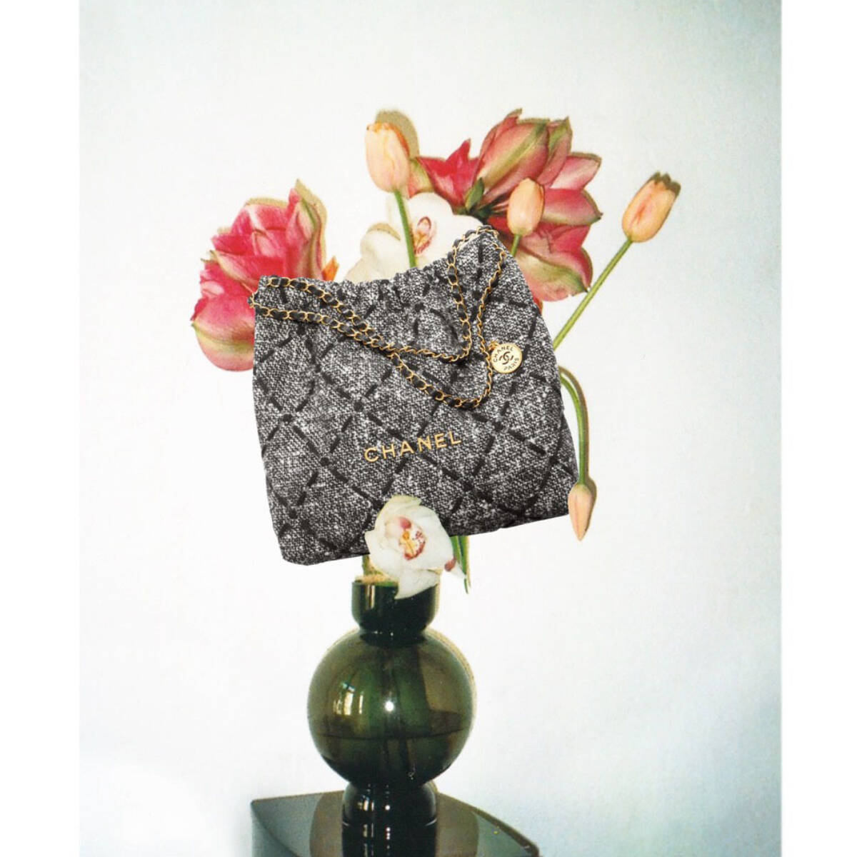 Festes Parfum: Der perfekte Begleiter für die Handtasche (Foto: Danielle Grosch)