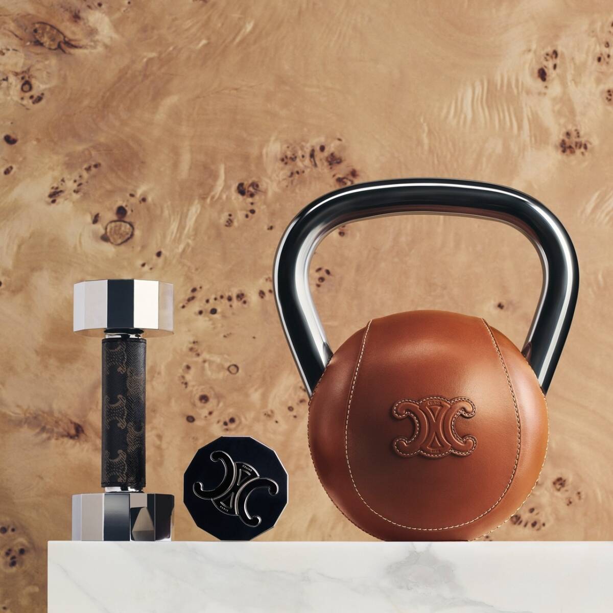 Eleganz trifft auf Bewegung: Die neue Celine Pilates Collection ist da! (Foto: Celine)