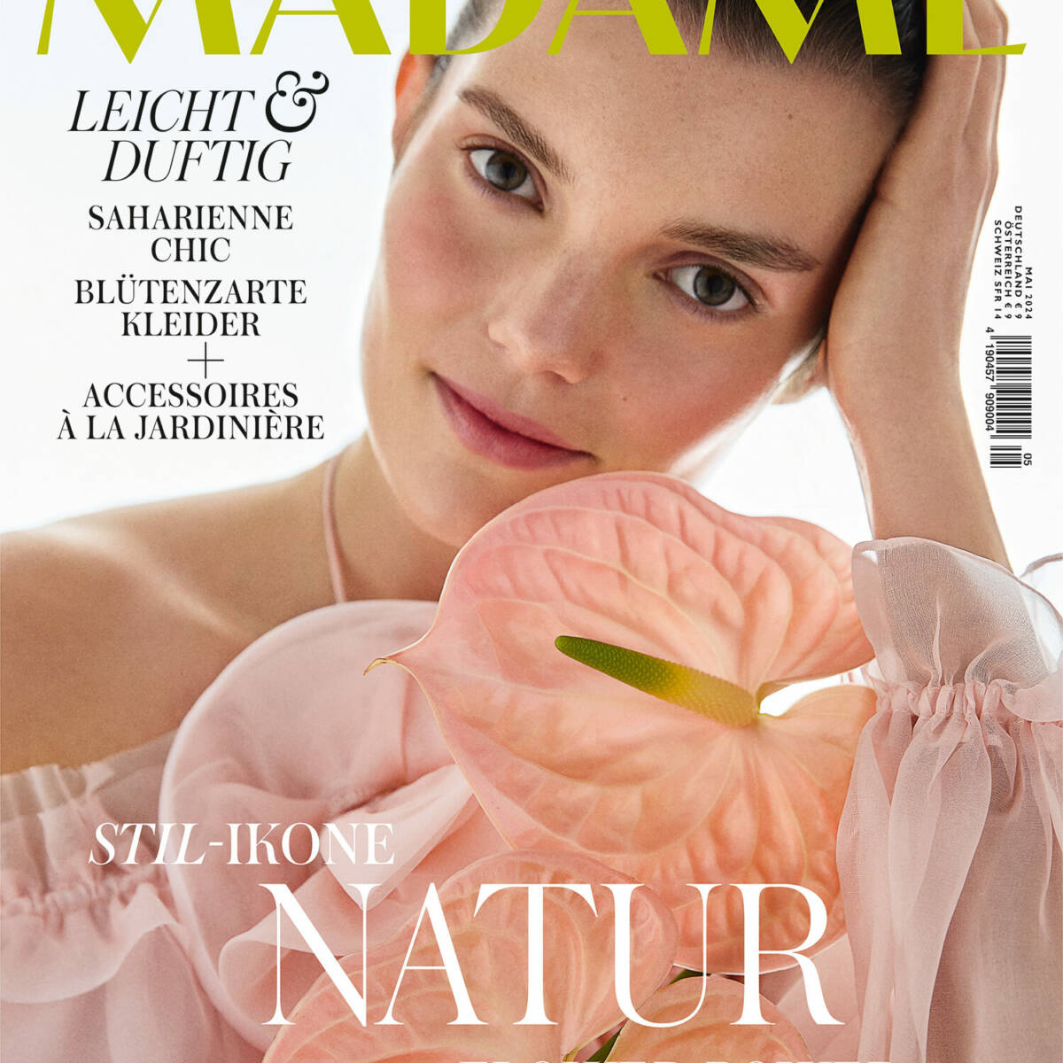 Das Cover der neuen MADAME Mai-Ausgabe (Foto: Adriano Russo)